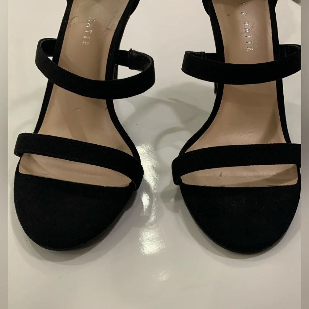 Kelly and Katie Black Size 9.5 Women's Heels Sandals Shoes - Picture 5 of 13